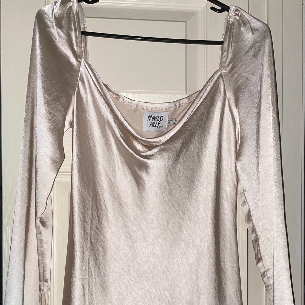 In very good condition:) Satin Dress